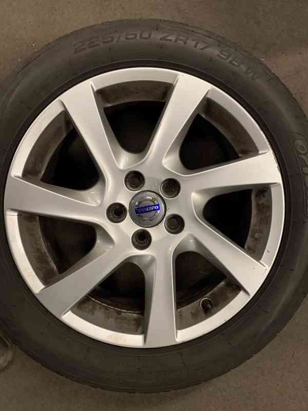 Letní pneumatiky 225/50 R17 Orium na discích Volvo  - foto 1