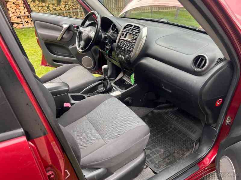 Toyota RAV4 D-4D 4x4 diesel, 85 kW - foto 5