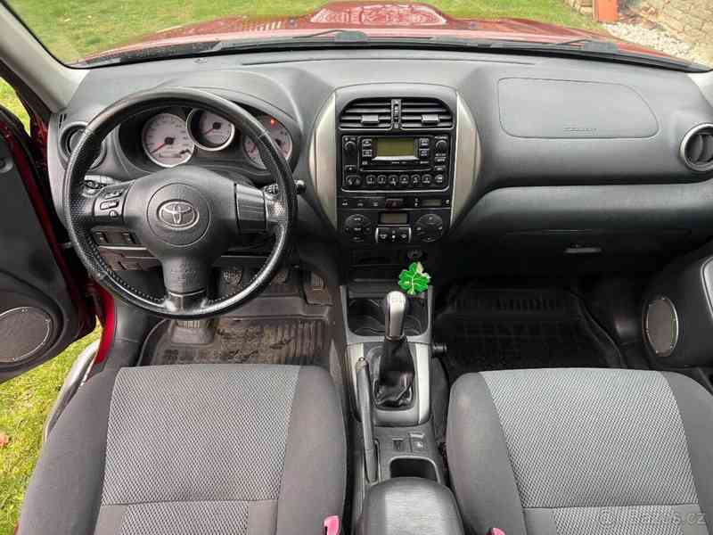 Toyota RAV4 D-4D 4x4 diesel, 85 kW - foto 6