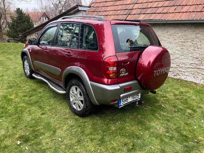 Toyota RAV4 D-4D 4x4 diesel, 85 kW - foto 7