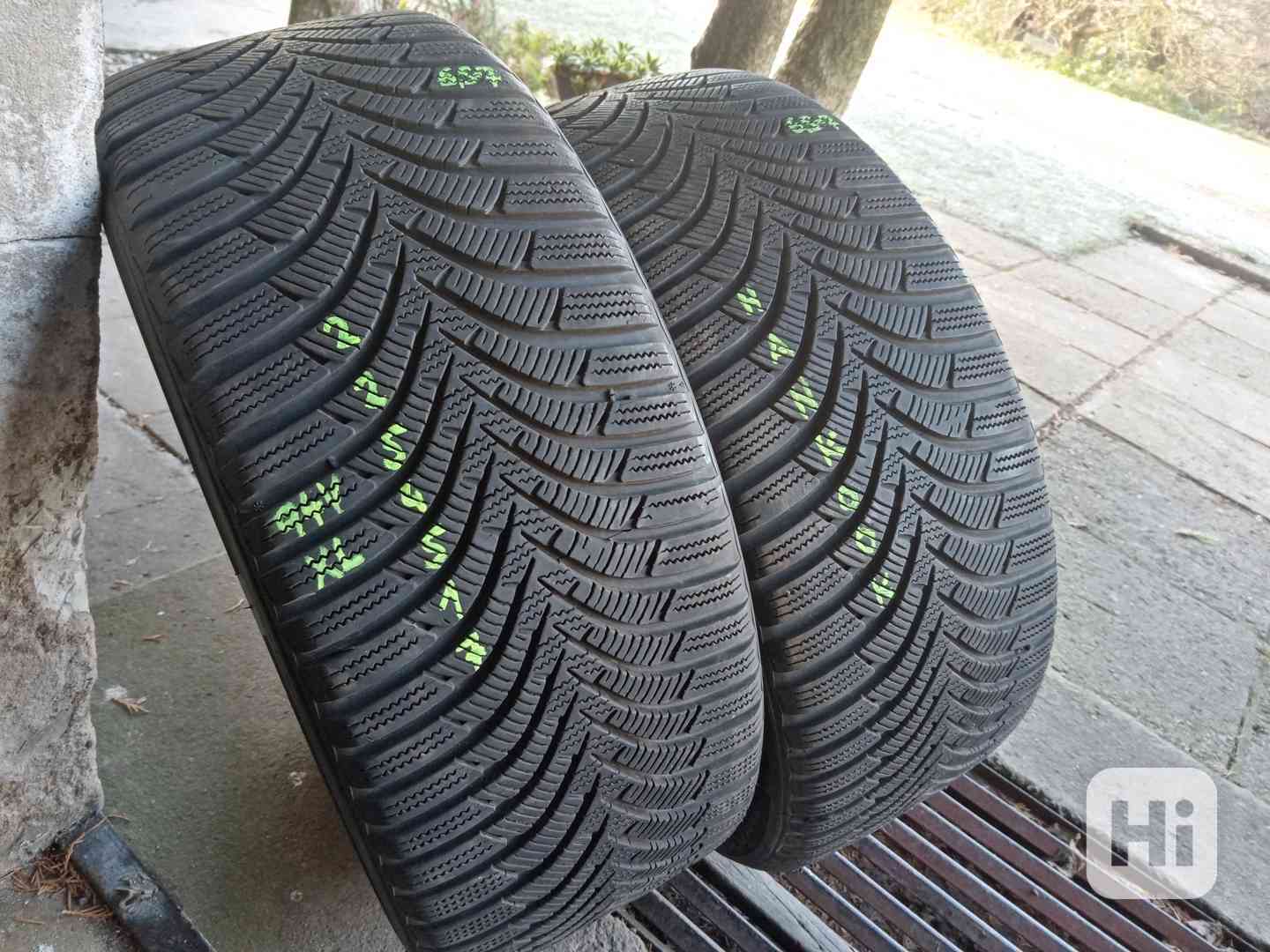 Zimní pneu 2kusy 225/45/17 vzorek 90% HANKOOK - dobírka - foto 1