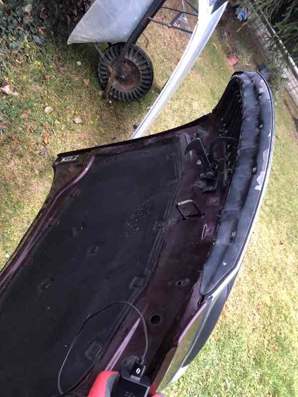 kapota skoda octavia II 2 08-13 faceLift maska - foto 5