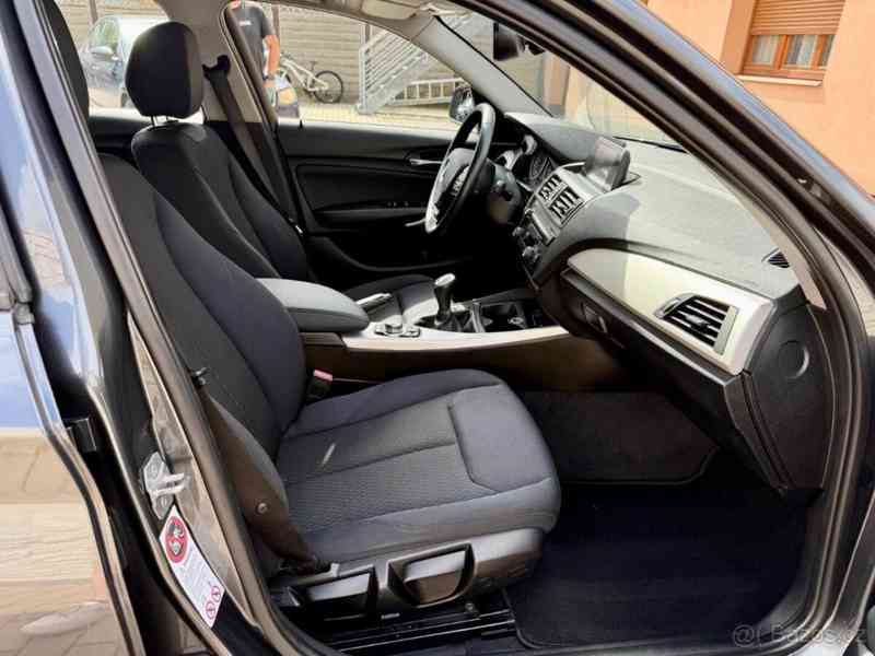BMW Řada 1 2,0   120D - foto 6
