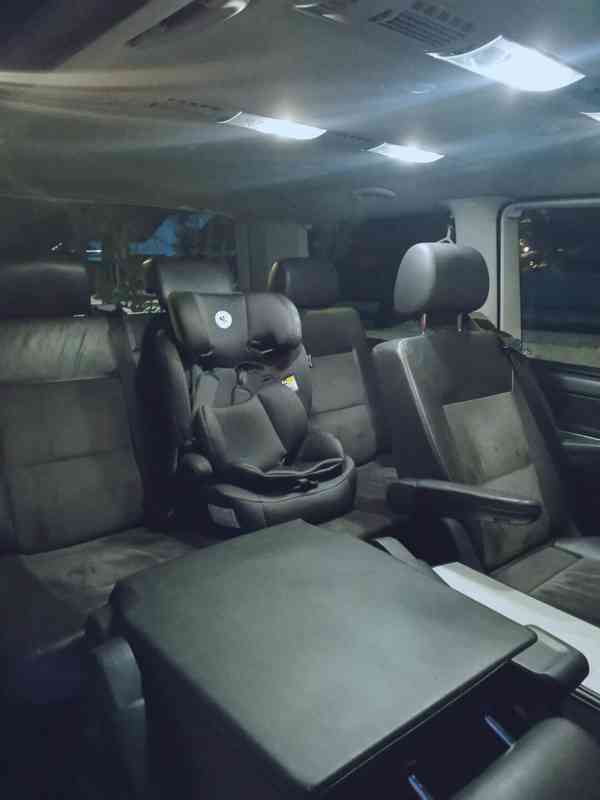 Volkswagen Multivan - foto 9