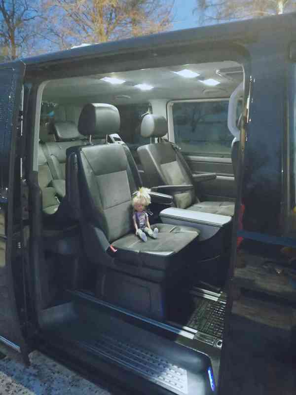 Volkswagen Multivan - foto 7