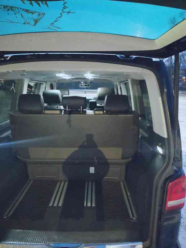 Volkswagen Multivan - foto 4