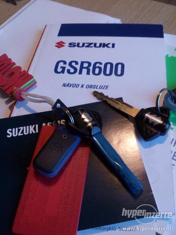 Suzuki GSR 600 - foto 8
