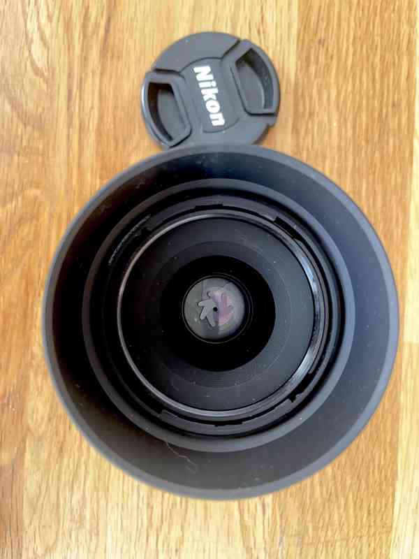 Objektiv Nikon DX AF-S Nikkor 35 mm 1:1.8 G - foto 2