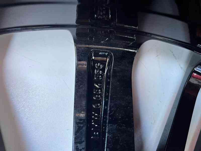 ALU KOLA BMW F01 F02 F03 F04 V-SPOKE 463 21" - foto 2