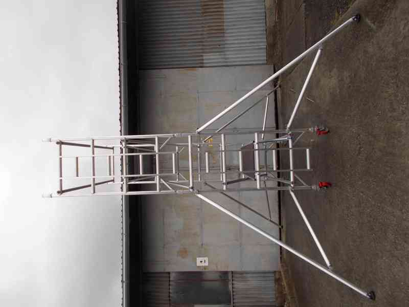 Pojízdné hliníkové lešení s pracovní výškou 5,2m - Nové - foto 3