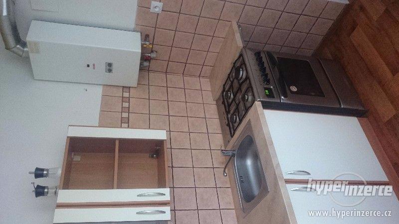 Pronájem bytu 2+1 v Hrádku u Rokycan - foto 3