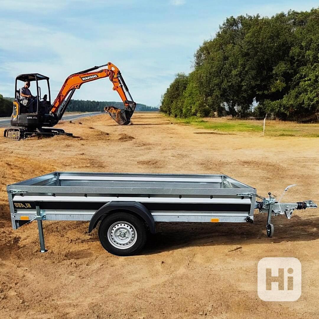 Brzděný přívěsný vozík 1300Kg, 3,0mx1,50, svařovaný rám, DPH - foto 1