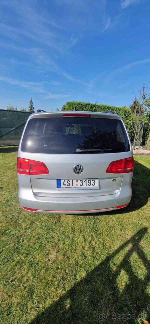 Volkswagen Touran 1,6   Toura - foto 3