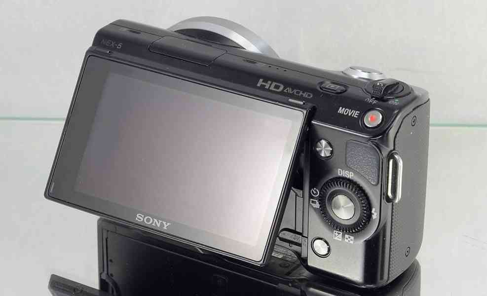 Sony NEX-5 + 18-55 mm *14MPix*Full HDV* 950 Exp - foto 7