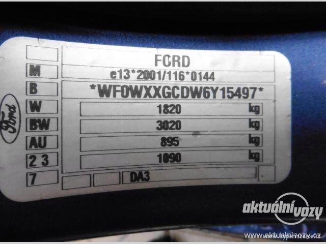 Ford Focus 1.6, benzín, rok 2006 - foto 6