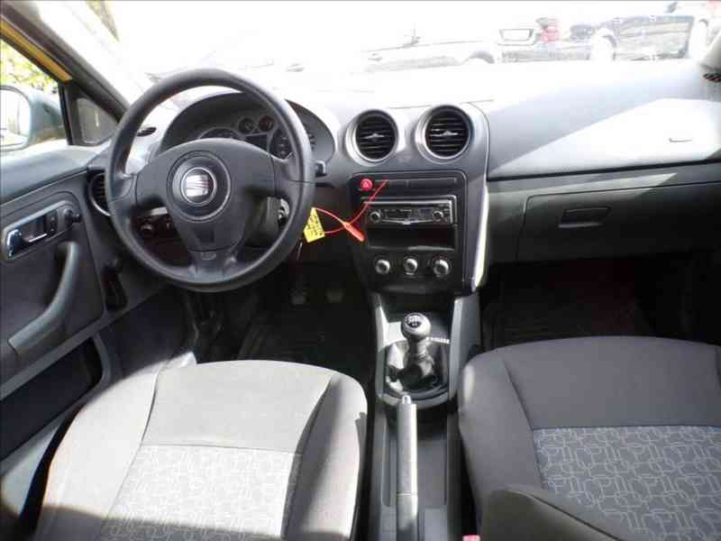 Seat Ibiza 1,2 12V - foto 5