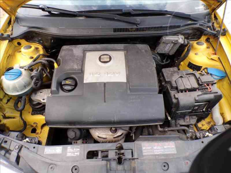 Seat Ibiza 1,2 12V - foto 12
