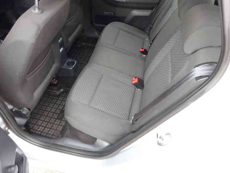 Škoda Fabia 1.2 TSI Combi r.v.2013 AUTOMAT serviska - foto 14