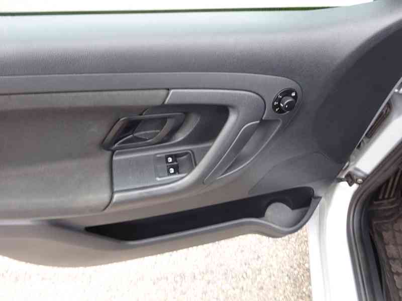 Škoda Fabia 1.2 TSI Combi r.v.2013 AUTOMAT serviska - foto 6