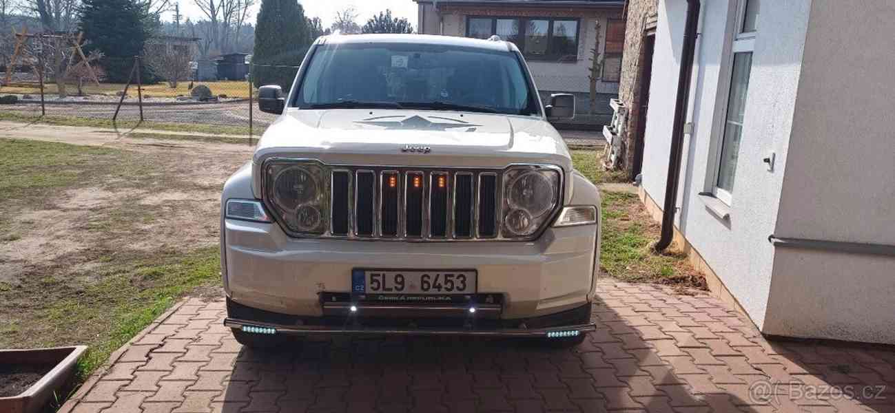 Jeep Cherokee 2,8   KK - foto 9
