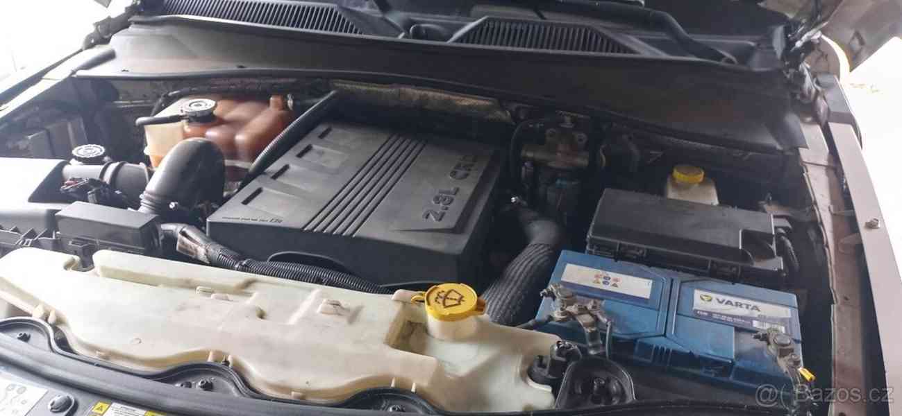 Jeep Cherokee 2,8   KK - foto 12