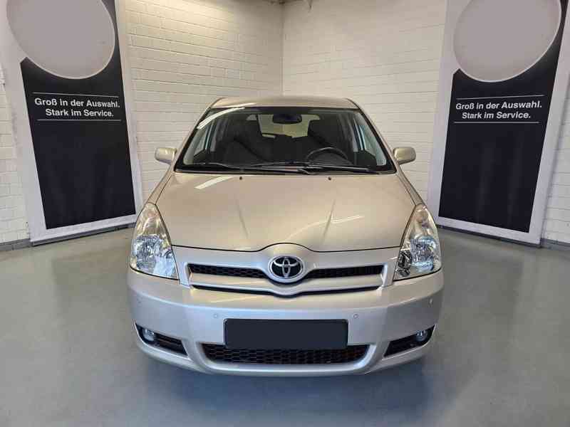 Toyota Corolla Verso 1.8i Edition benzín 95kw - foto 3