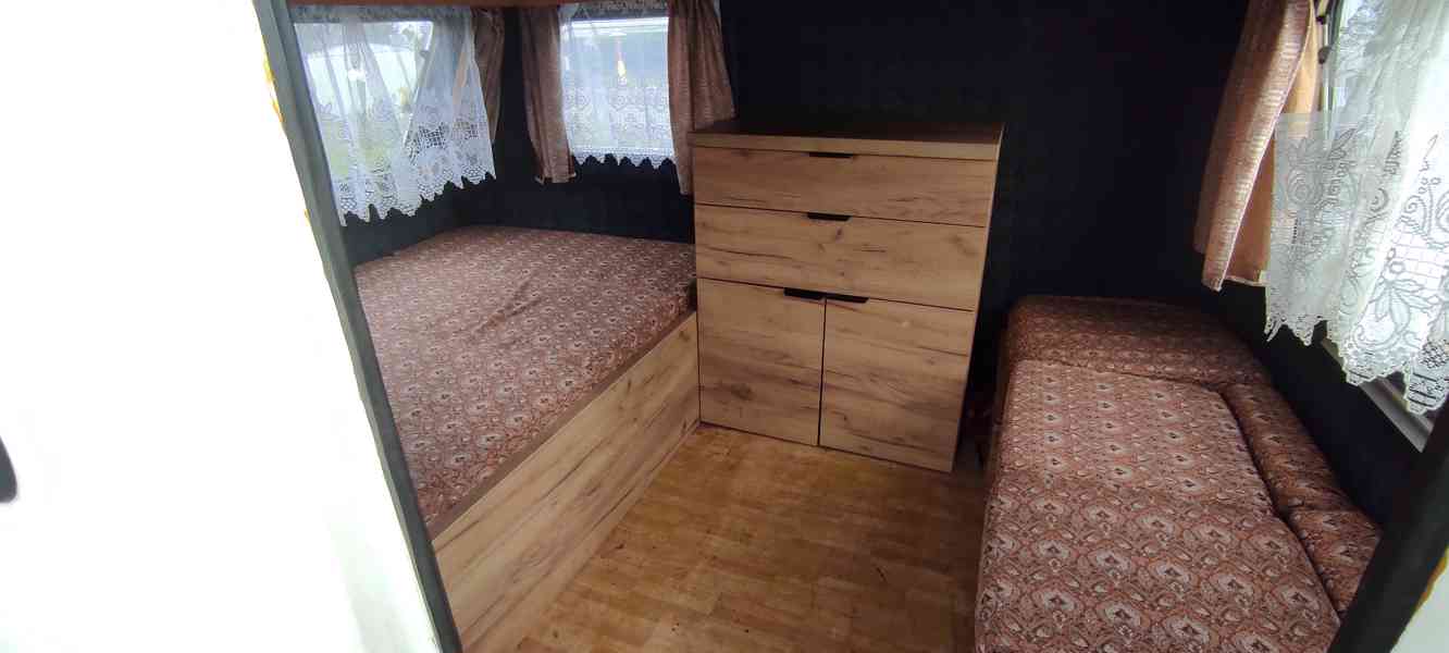 Karavan Niewiadów N126 (POLÁK) brzděný - foto 12