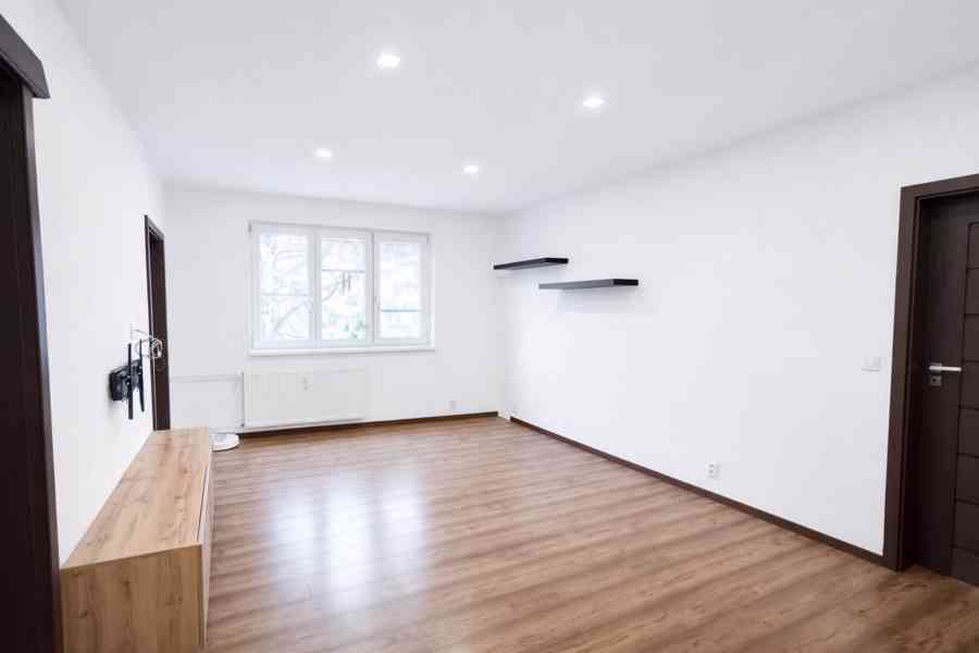 Prodej bytu 3+1 v Hodoníně - foto 6