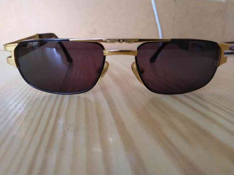 Sluneční brýle 888 COPS