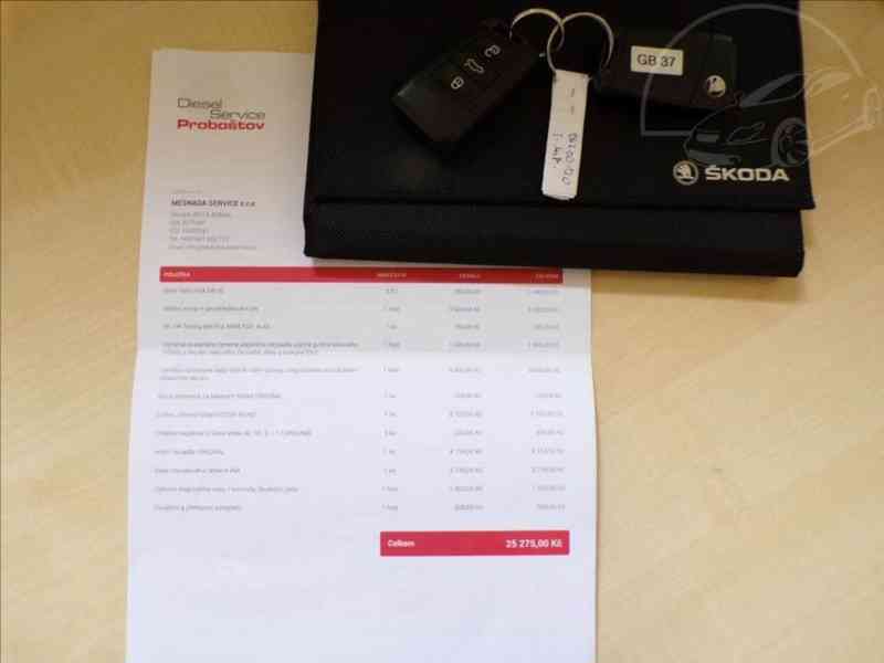 Škoda Superb 2,0 TDI NAVIGACE - foto 15