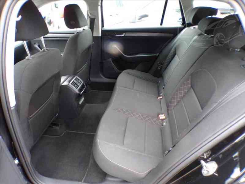 Škoda Superb 2,0 TDI NAVIGACE - foto 9