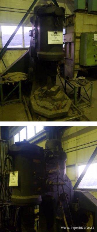 kovářské pracoviště komorová plynová kamna Kf 360053 P / a v - foto 3