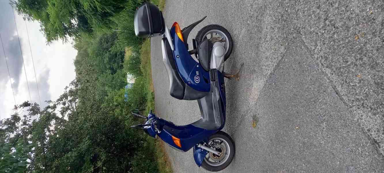 Honda NES 125 - foto 4