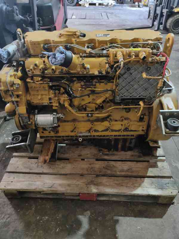 Servis Caterpillar a Komatsu po celé EU - foto 8