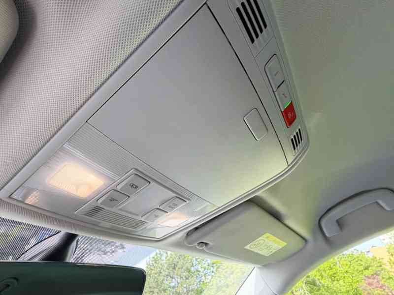Škoda Superb, 2.0 TDI - Paket Style Plus - foto 21