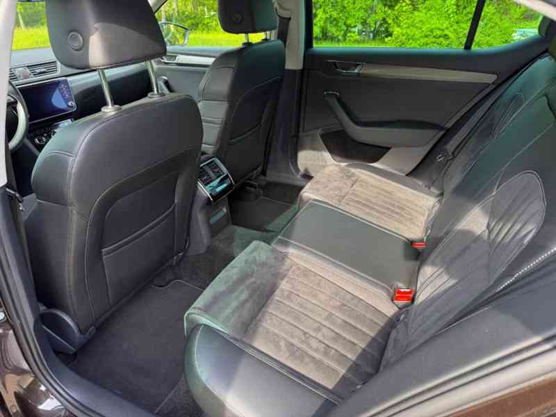 Škoda Superb, 2.0 TDI - Paket Style Plus - foto 12