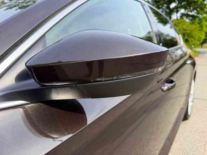 Škoda Superb, 2.0 TDI - Paket Style Plus - foto 25