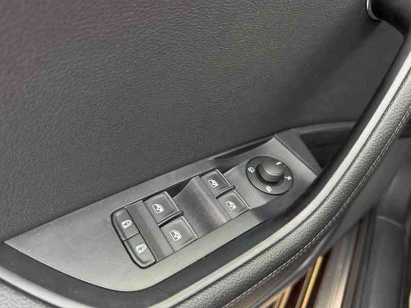 Škoda Superb, 2.0 TDI - Paket Style Plus - foto 19