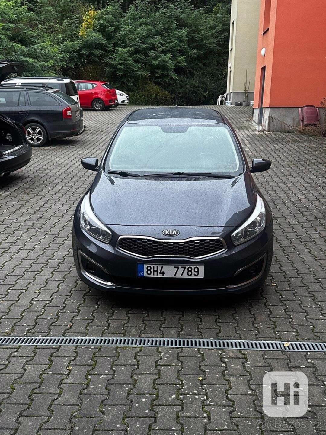 Kia Ceed 1,6   KIA - foto 1