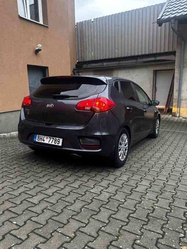 Kia Ceed 1,6   KIA - foto 3