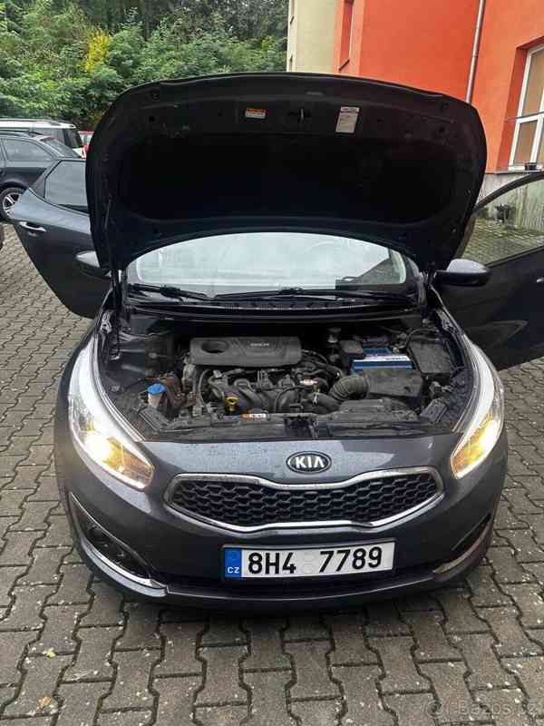 Kia Ceed 1,6   KIA - foto 4