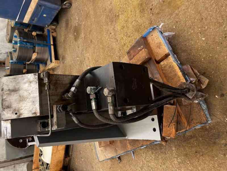 Hydraulické lunety SMW-AUTOBLOK k soustruhu - foto 5