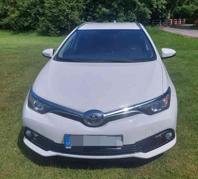 Prodám Toyota Auris kombi