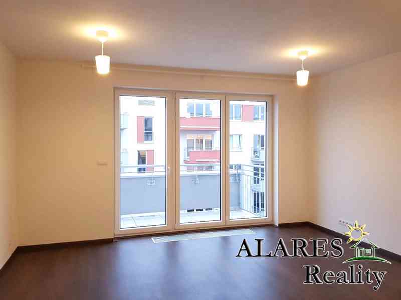 Novostavba 1+kk 31m2 balkon, ul.Toufarova, Řeporyje - foto 3