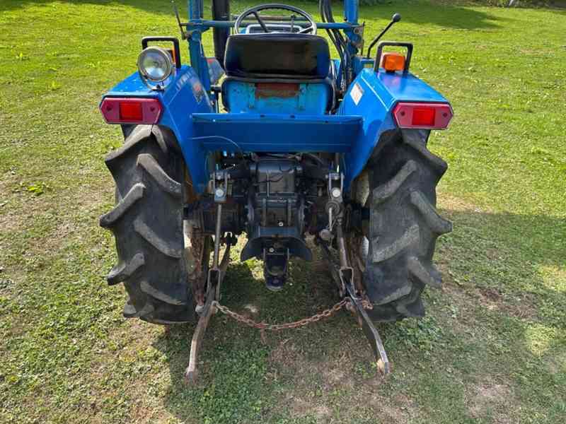 Traktor ISEKI TL2100 4WD - foto 12