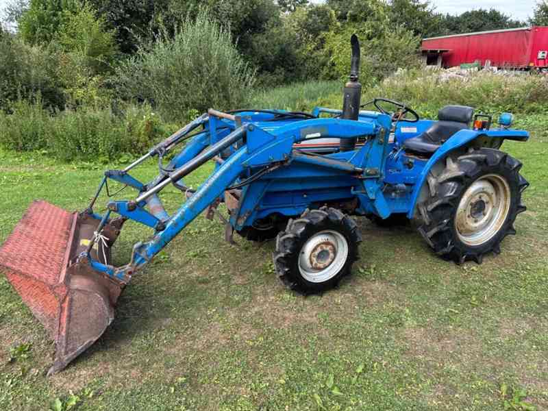 Traktor ISEKI TL2100 4WD - foto 15