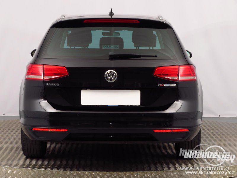 Volkswagen Passat 1.6, nafta,  2015 - foto 4