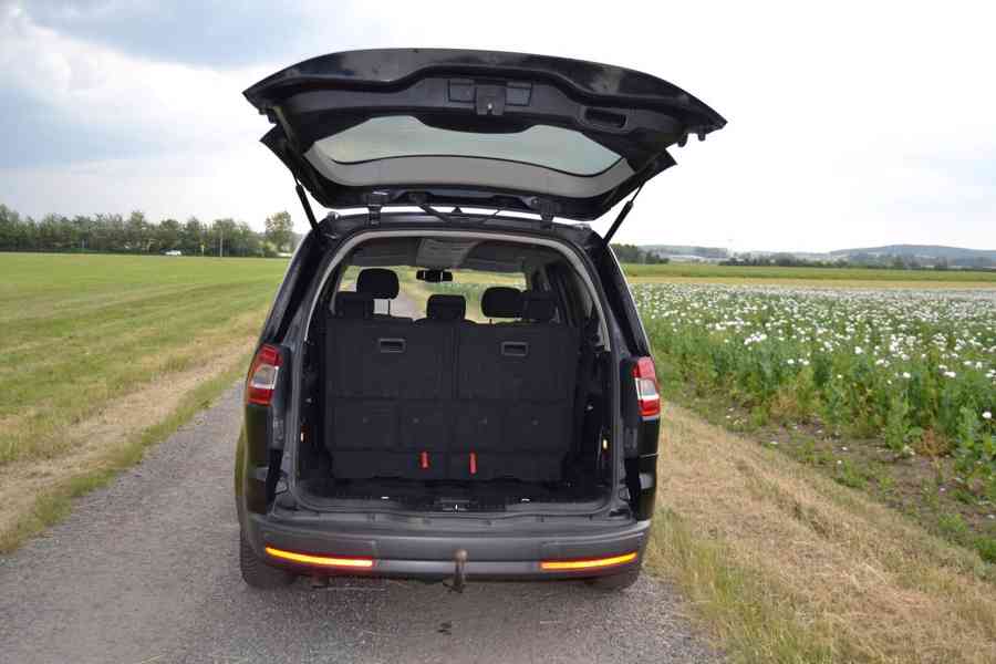 Ford Galaxy 2.0 TDi Titanium 7 míst - foto 4