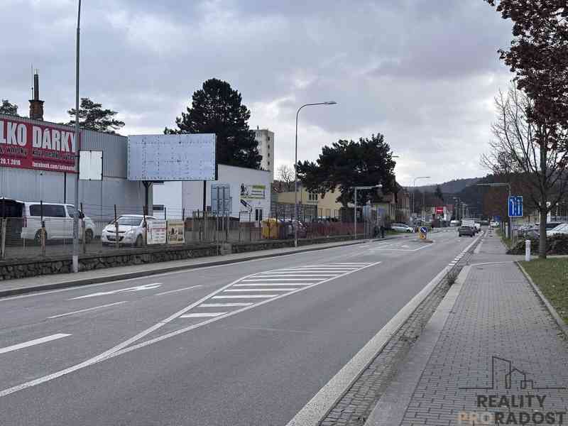 PRONÁJEM REKLAMNÍ PLOCHY - BILLBOARD V BLANSKU  - foto 3