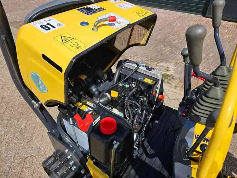 Mini rypadlo Yanmar Sv08 - foto 6